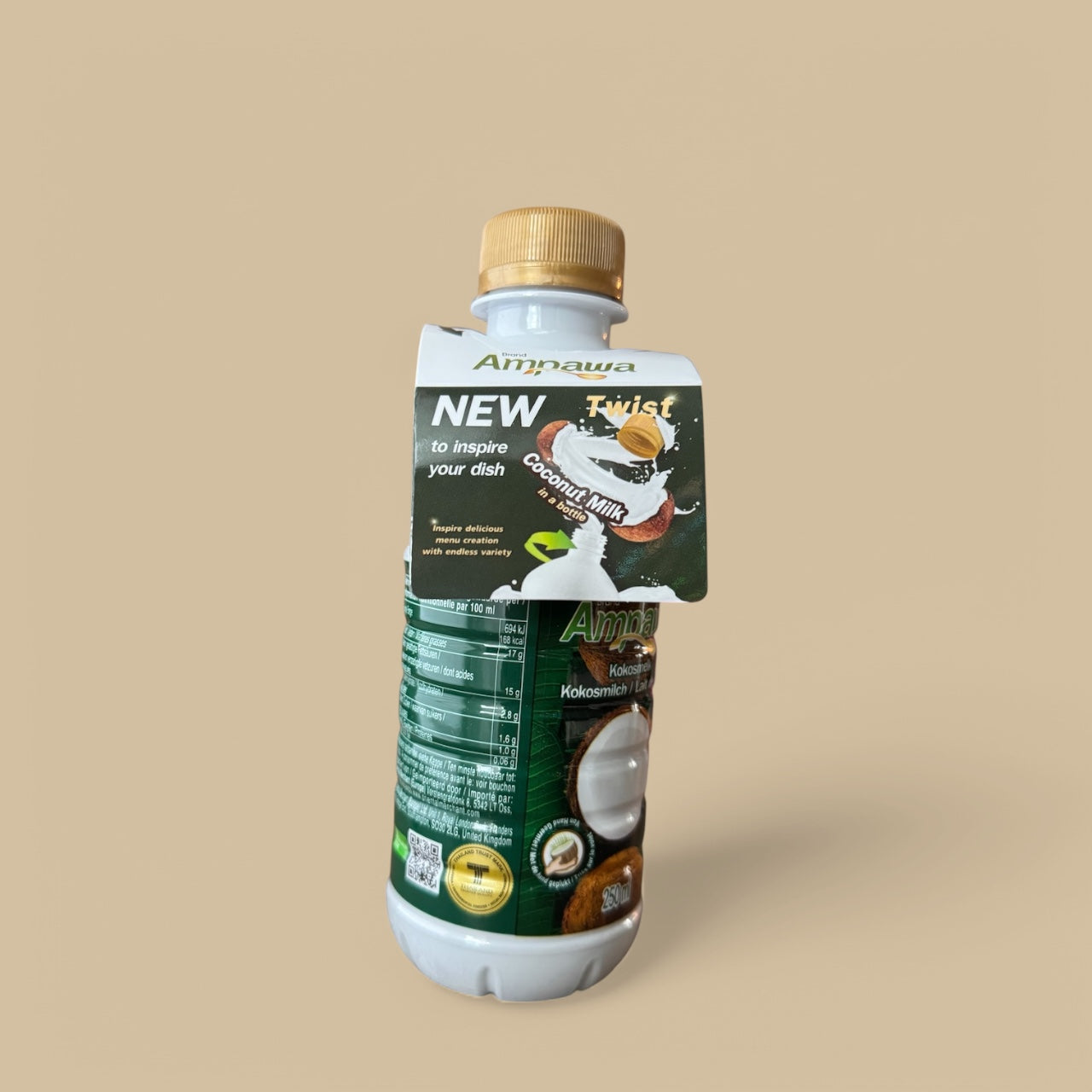 Kokosmilch Santan Cair - Ampawa von Oriental Merchant, cremige Kokosmilch in Dose, ideal für asiatische Gerichte.