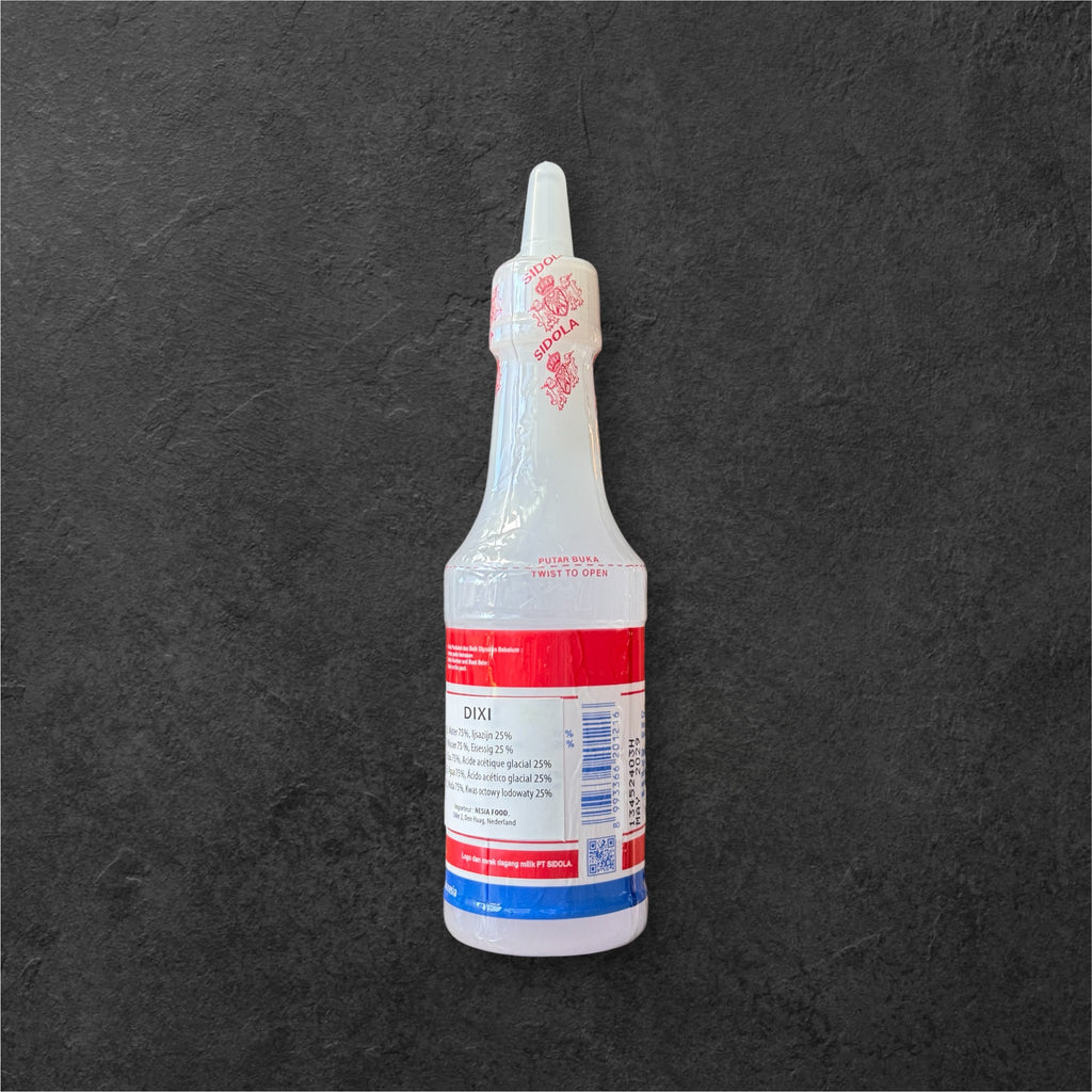 Dixi Essig von Nesia Food in einer Flasche, klar und braun, ideal zum Kochen und Würzen in der Küche