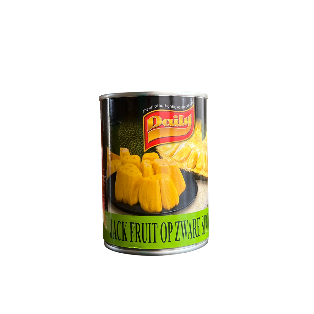 Vanka Kawat Daily Nangka in Sirup, Kochzutaten, in einer Dose mit geschnittenen Jackfruchtstücken in Sirup.