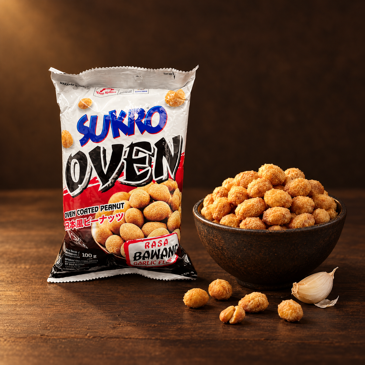 Dua Kelinci Sukro Oven Garlic 100g – Packung mit Erdnüssen in der Schale