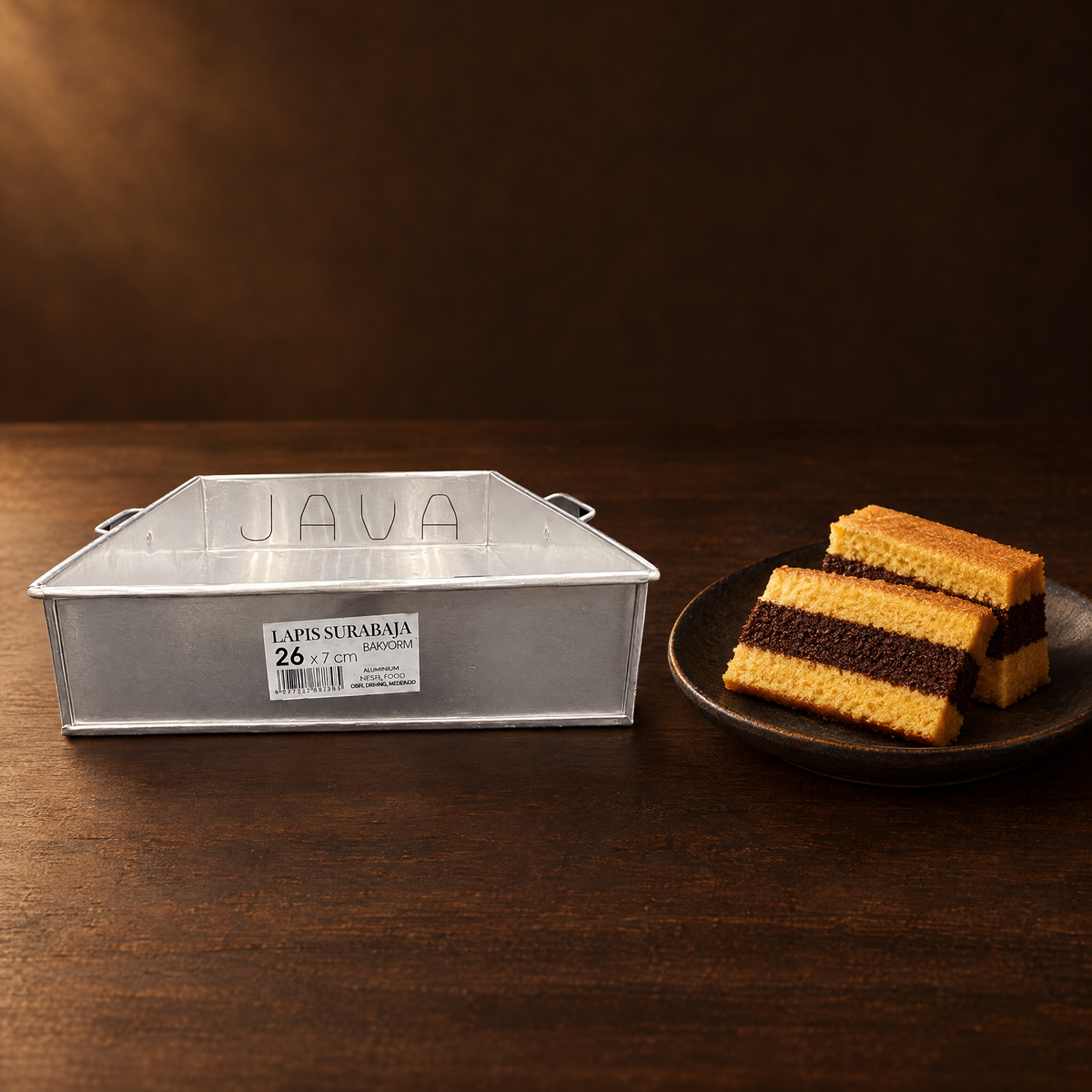 Cetakan Lapis Surabaya 26 cm – Backform mit fertigem Schichtkuchen